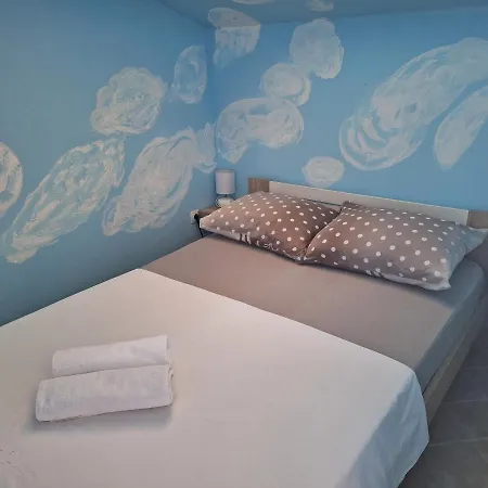 Διαμέρισμα Mila Kaštel Novi