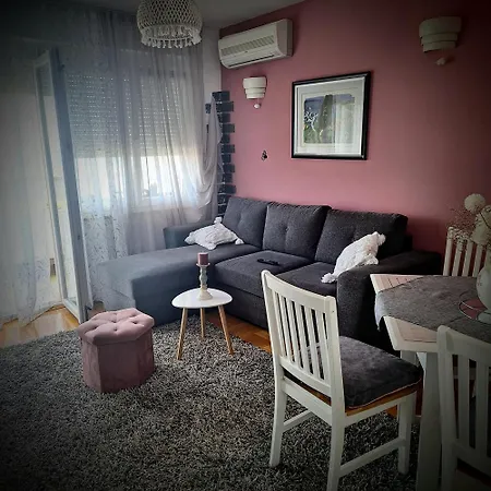 Διαμέρισμα Mila *